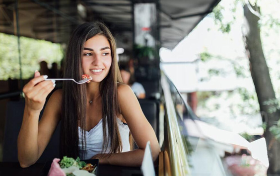 What Benefits Does Sugar Daddy Meet Offer?